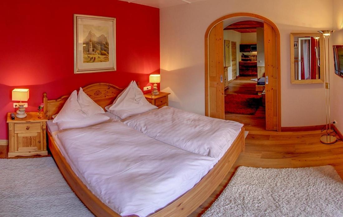 Serviced Apartments Villa Licht Kitzbühel Quarto foto